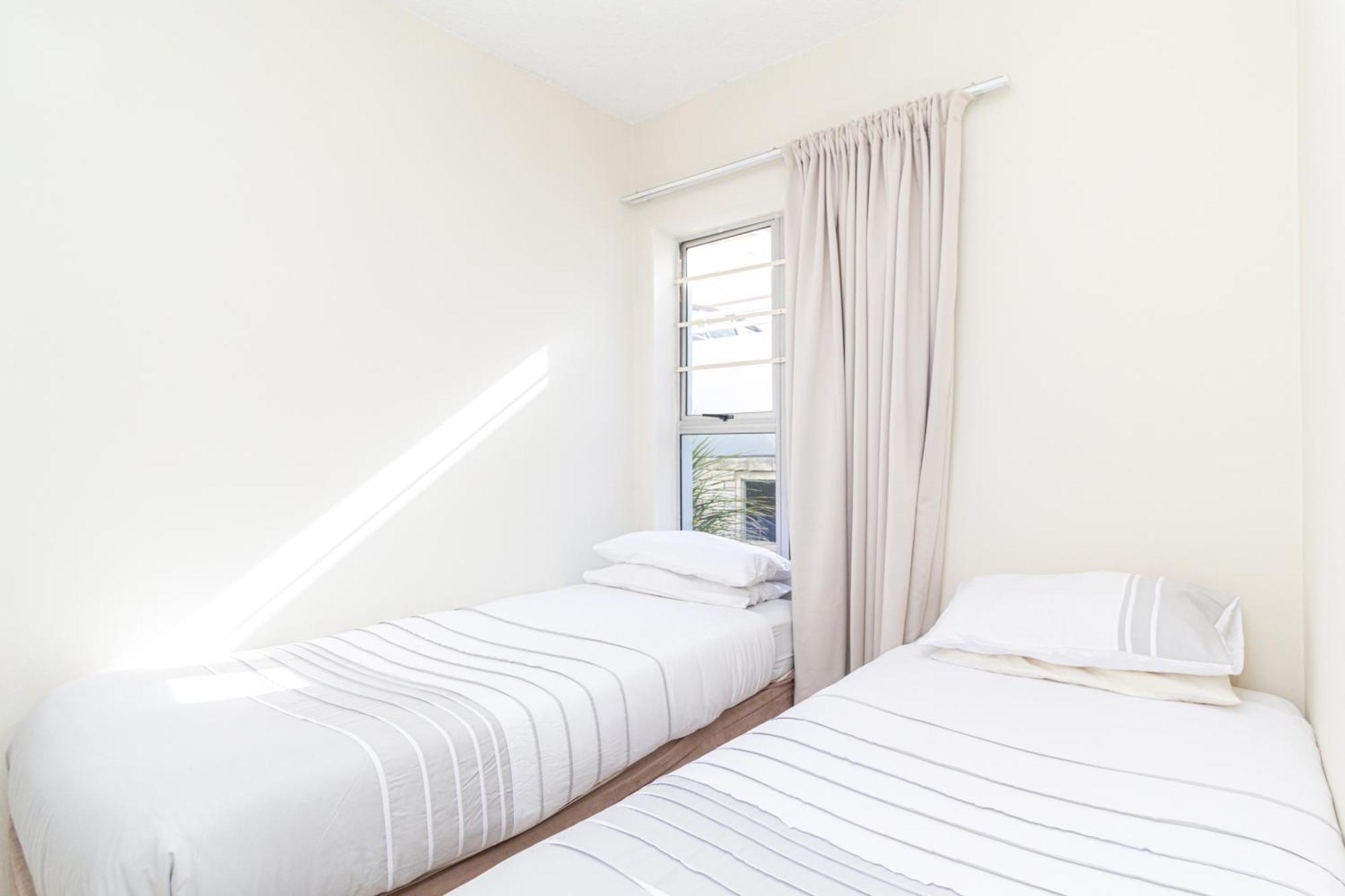 Modern Seaview Apartment Πορτ Ελίζαμπεθ Εξωτερικό φωτογραφία
